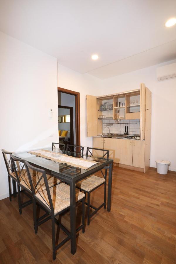 Unique Luxury Apartment And Rooms Rome Exterior photo
