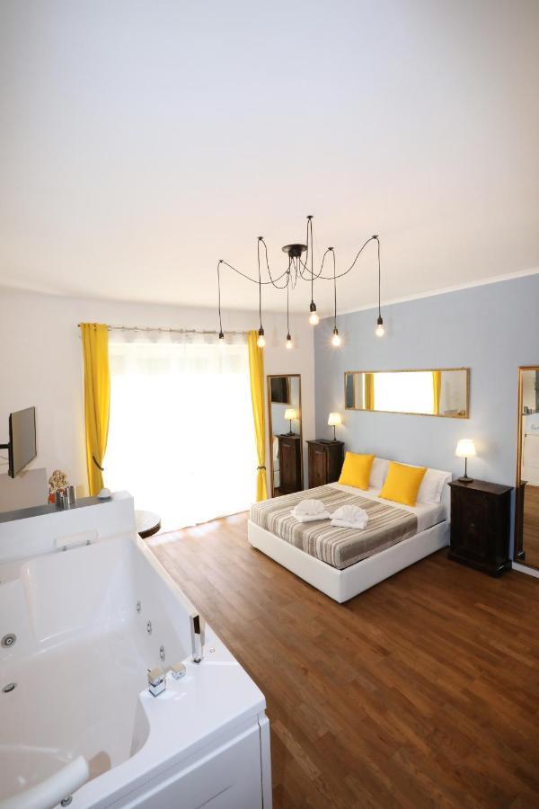 Unique Luxury Apartment And Rooms Rome Exterior photo