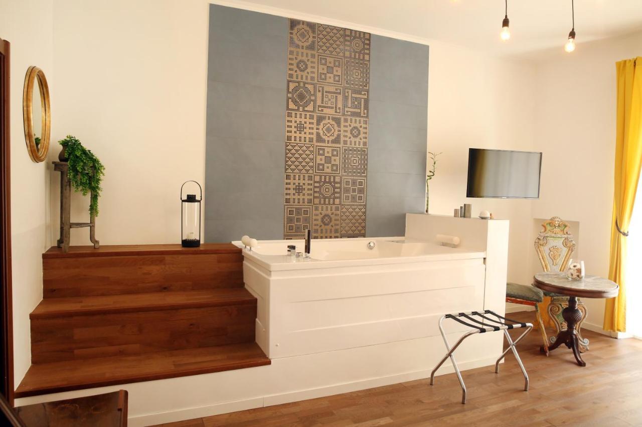 Unique Luxury Apartment And Rooms Rome Exterior photo